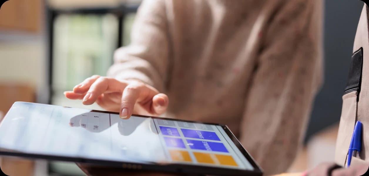 Service Showcase & Solutions Pages